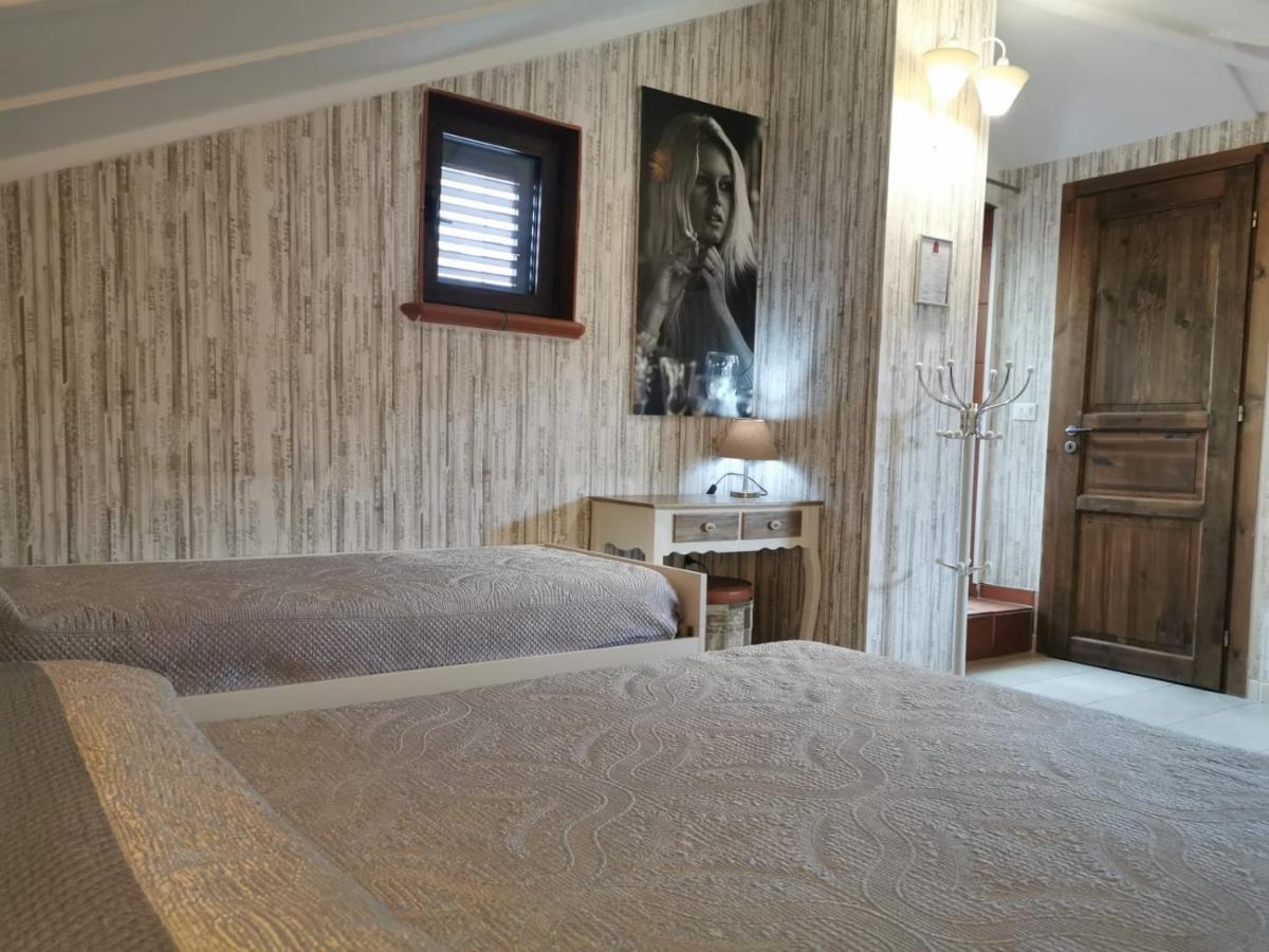 B&B Mini Hotel Incity-Close Train Station And Port- Salerno Dış mekan fotoğraf
