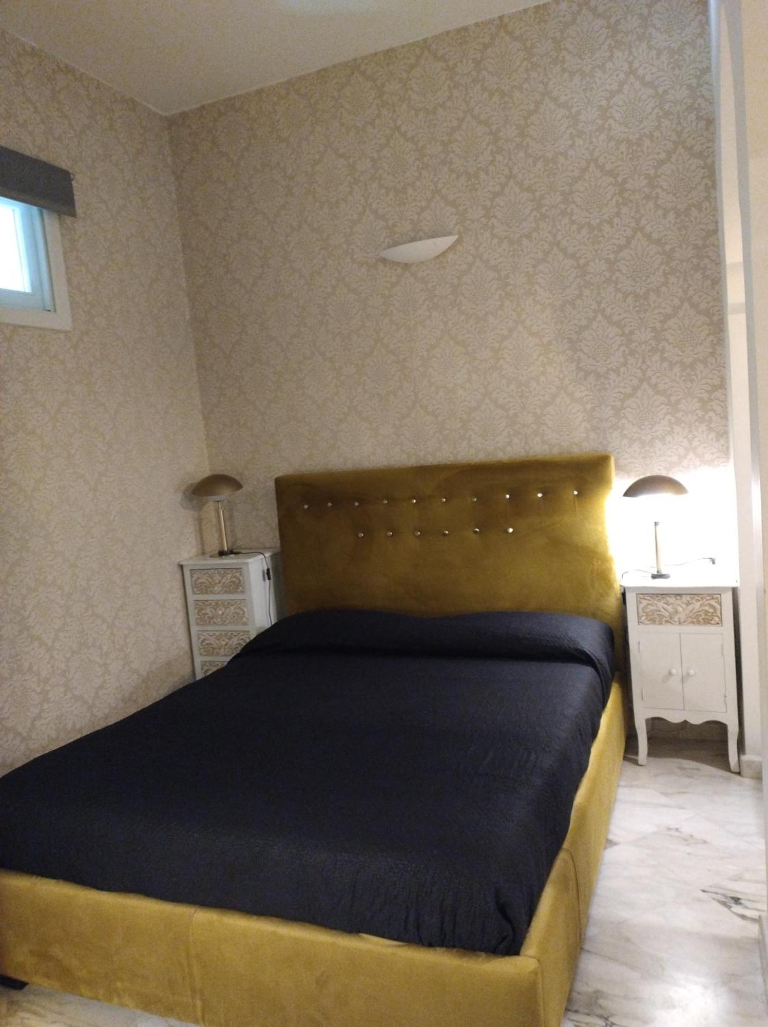 B&B Mini Hotel Incity-Close Train Station And Port- Salerno Dış mekan fotoğraf