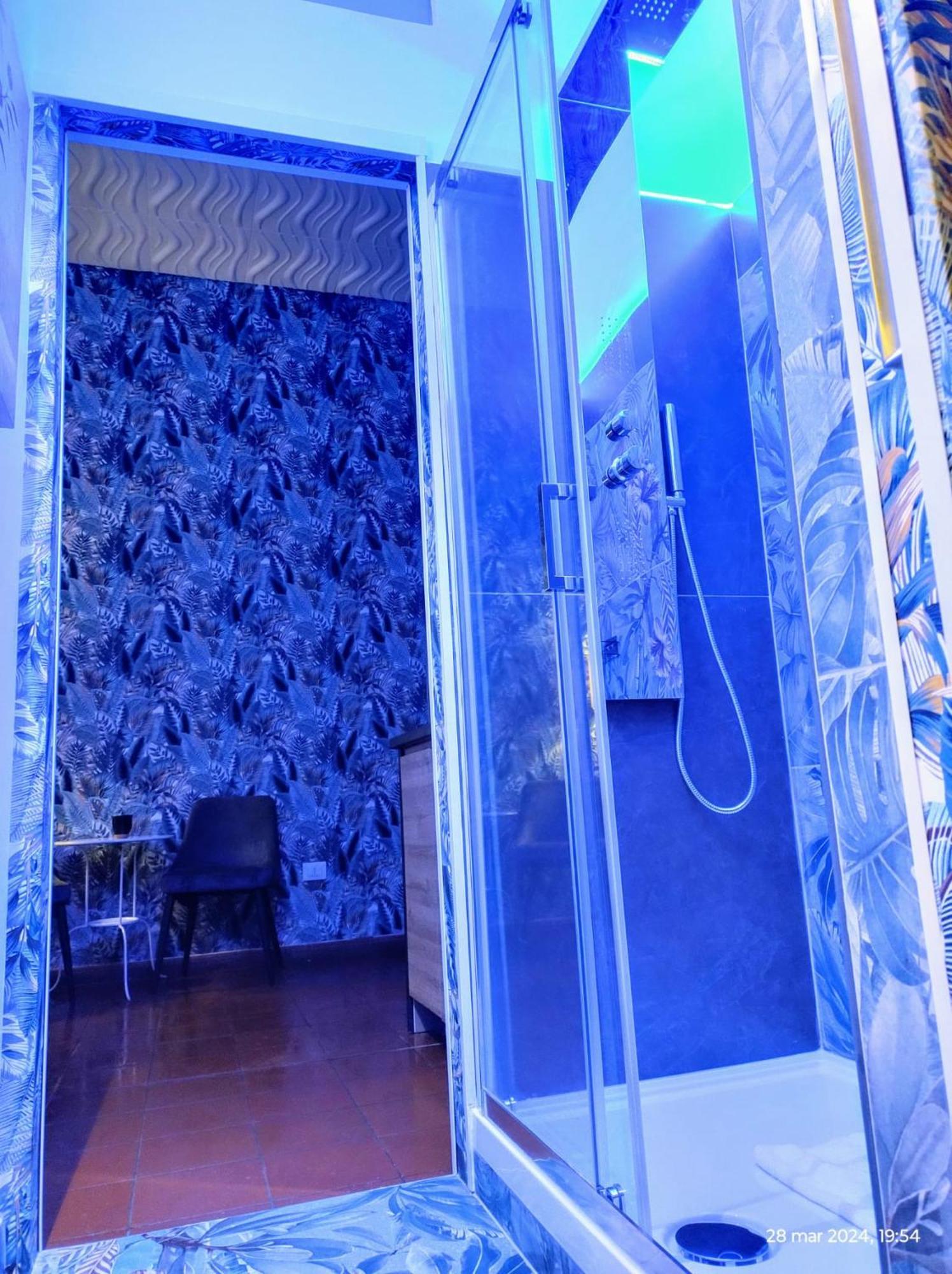 B&B Mini Hotel Incity-Close Train Station And Port- Salerno Dış mekan fotoğraf
