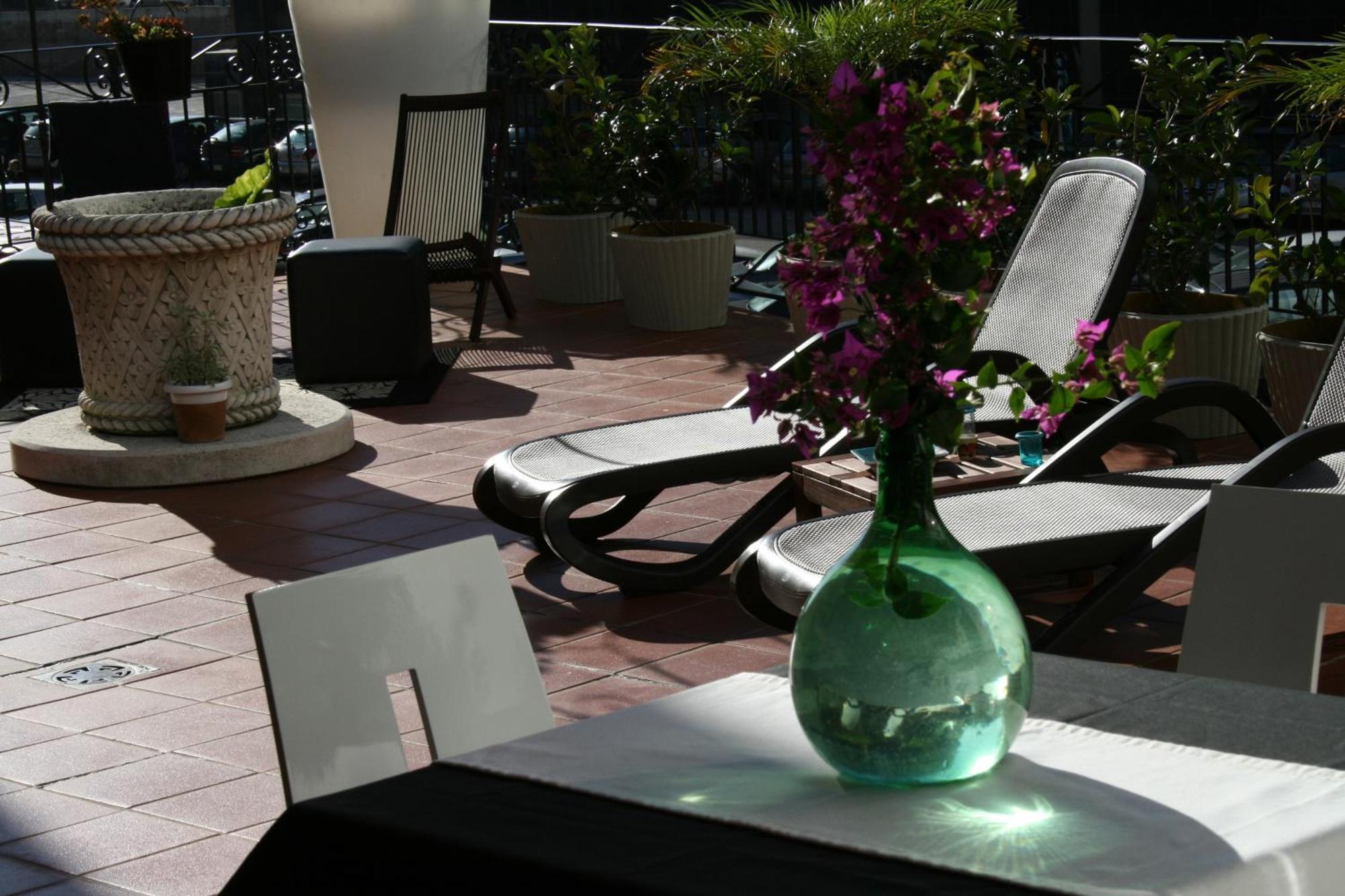 B&B Mini Hotel Incity-Close Train Station And Port- Salerno Dış mekan fotoğraf