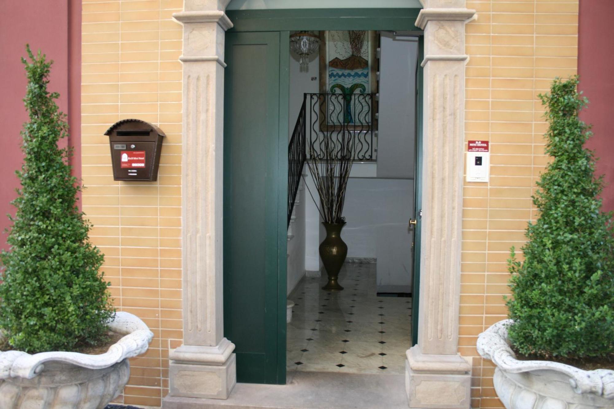 B&B Mini Hotel Incity-Close Train Station And Port- Salerno Dış mekan fotoğraf